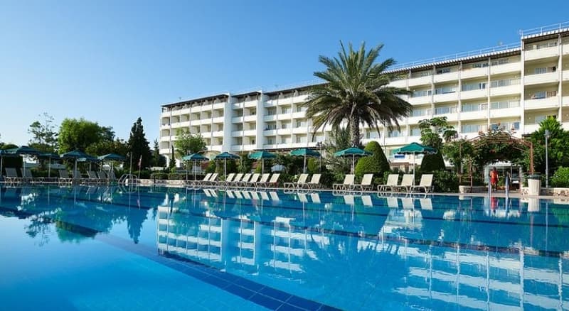 Design Plus Seya Beach Hotel
