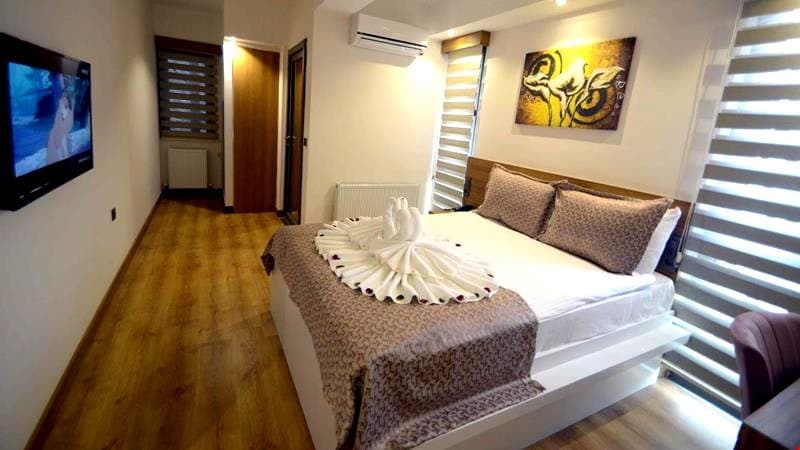 Devin Hotel