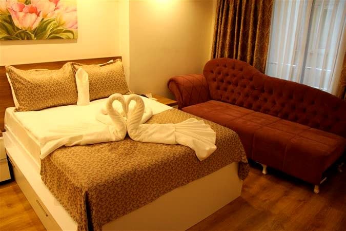 Devin Hotel