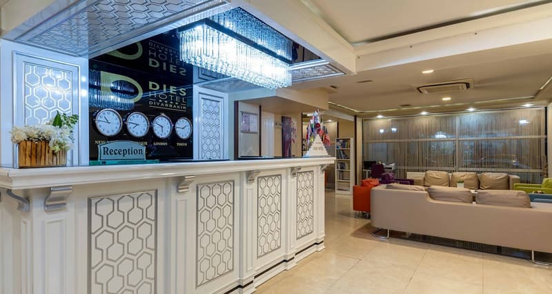 Dies Hotel