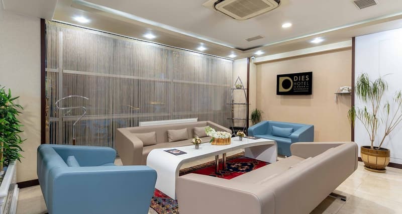 Dies Hotel