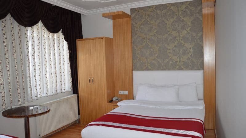 Dinç Otel