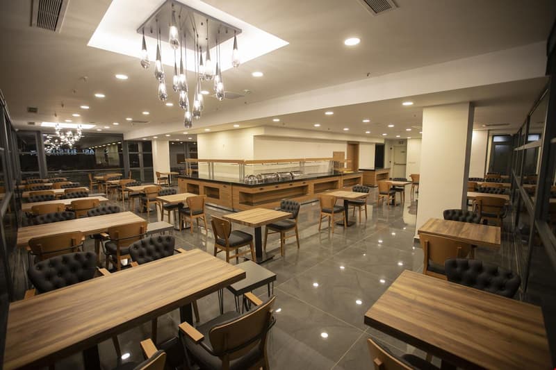 Divares Luxury Hotel