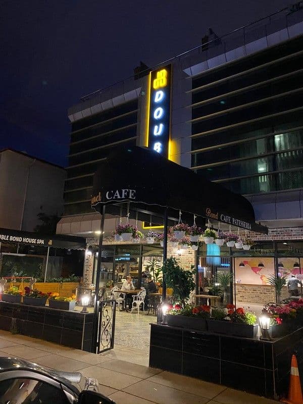 Double Bond Hotel Spa