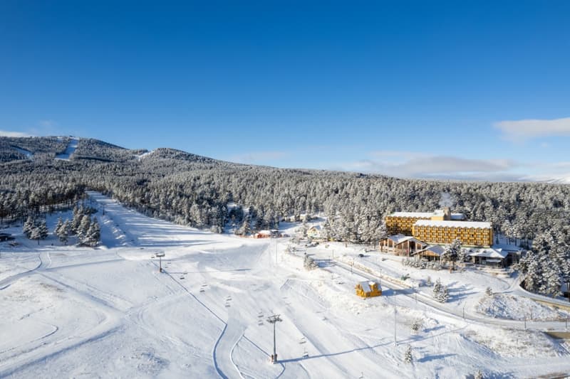Duja Chalet Ski Center