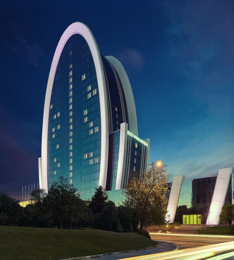 Elite World Grand İstanbul Basın Ekspres Hotel