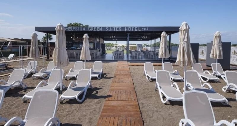 Elysium Green Suites Hotel