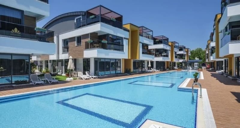 Elysium Green Suites Hotel