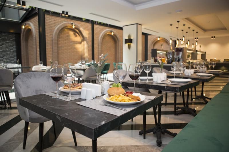 Emens Hotel