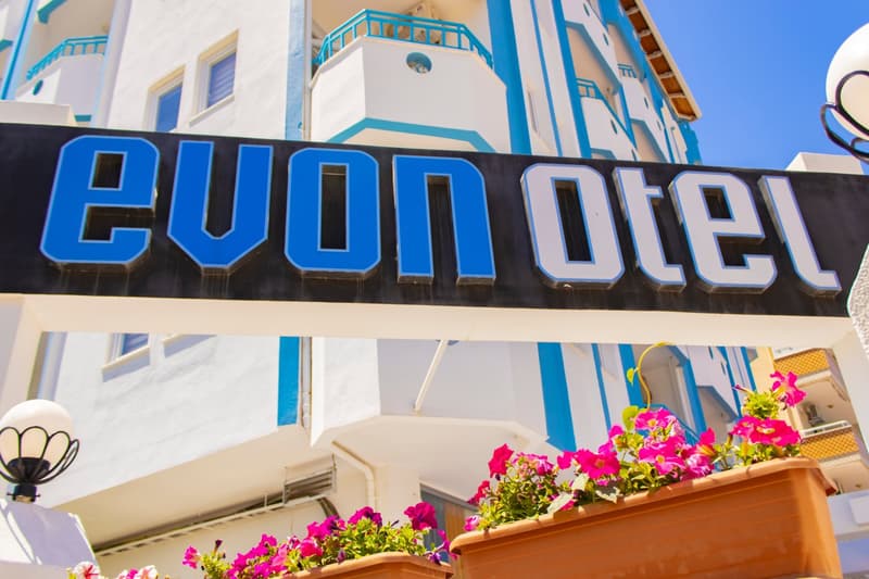 Evon Otel