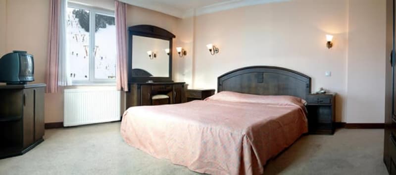 Genç Yazıcı Hotel Uludağ