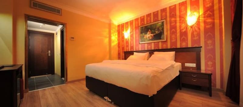Golden Lake Hotel Adana