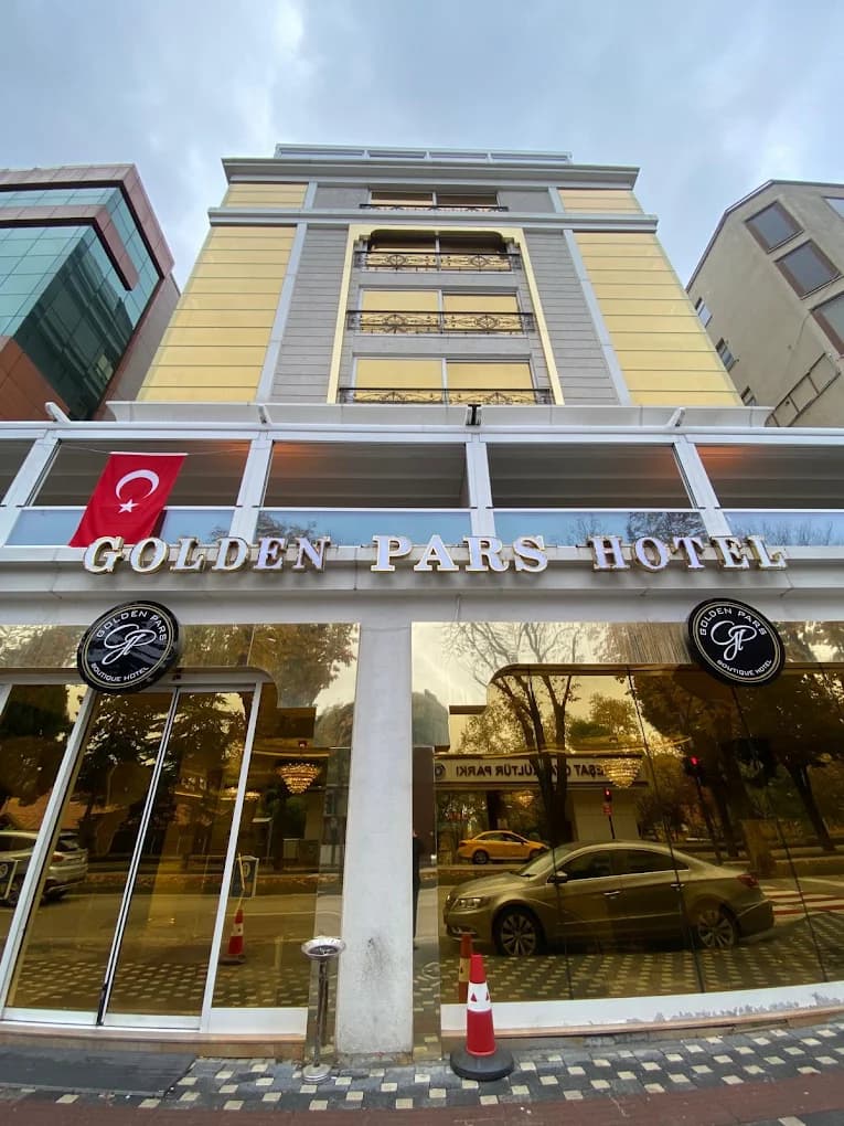 Golden Pars Hotel