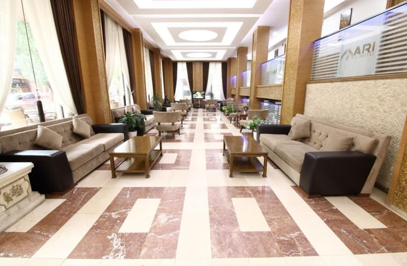 Grand Arı Hotel