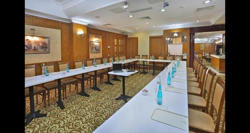 Grand Hilarium Hotel