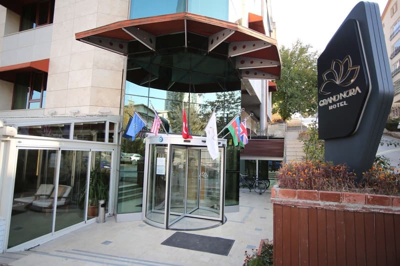 Grand Nora Hotel