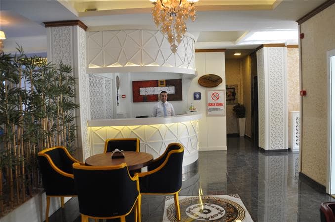 Grand Sera Hotel