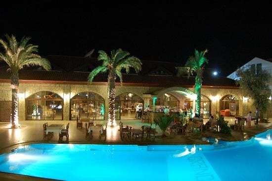 Grand Üçel Hotel