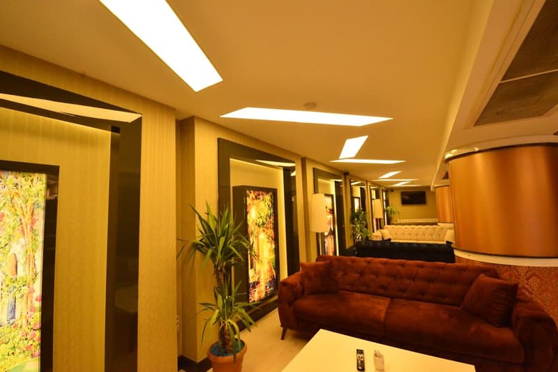 Grand Vav Hotel