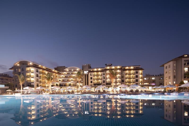 Green Garden Resort & Spa Hotel