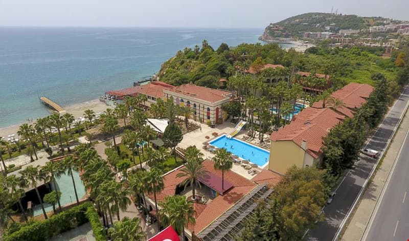 Green Paradise Beach Hotel