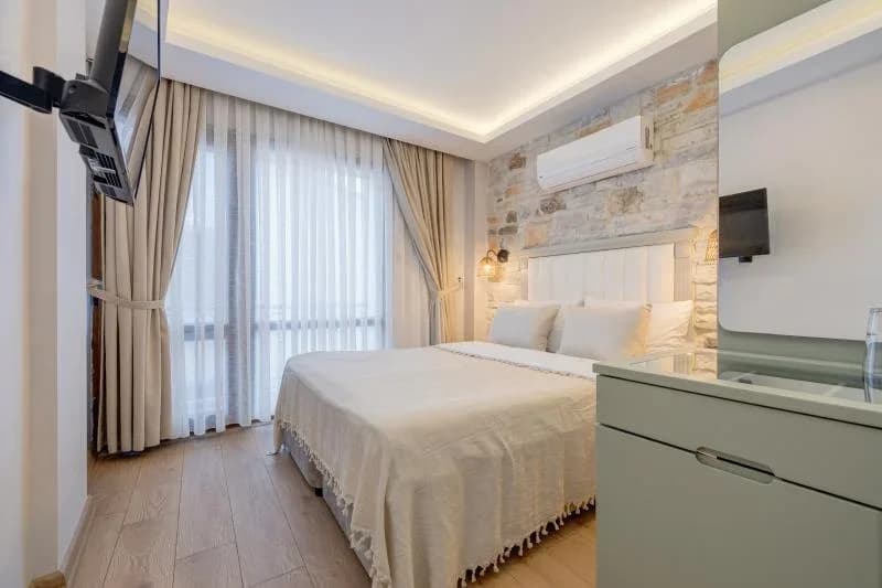 Hanedan Otel Foça