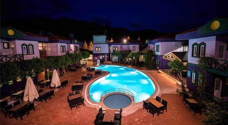 Herakles Termal Otel Pamukkale