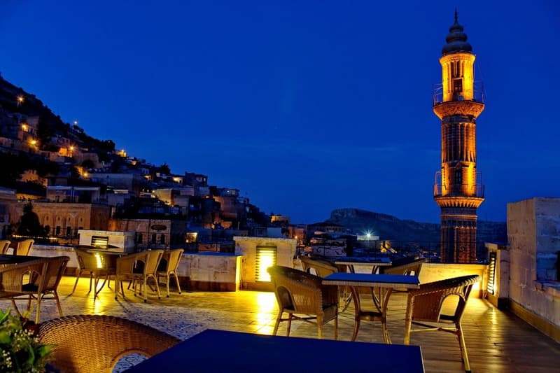 Hh Babil Konağı