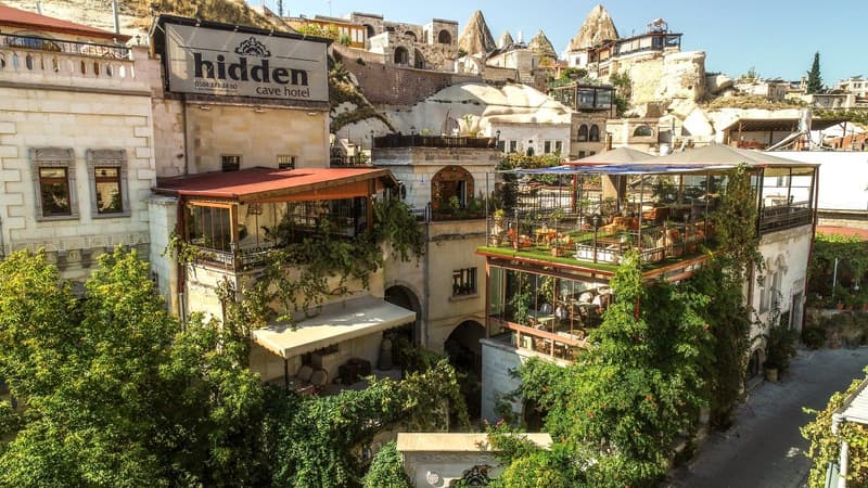 Hidden Cave Hotel