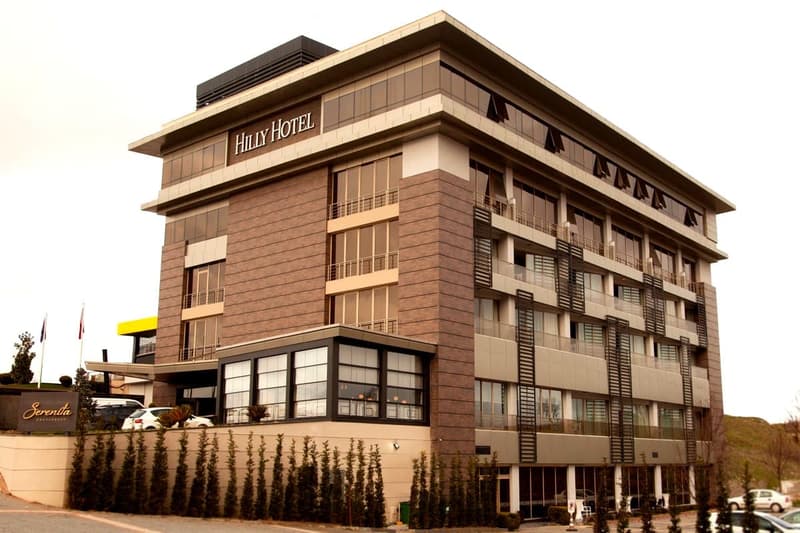 Hilly Hotel