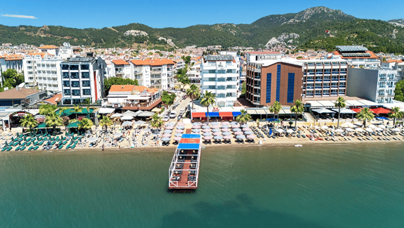 Honeymoon Beach Hotel