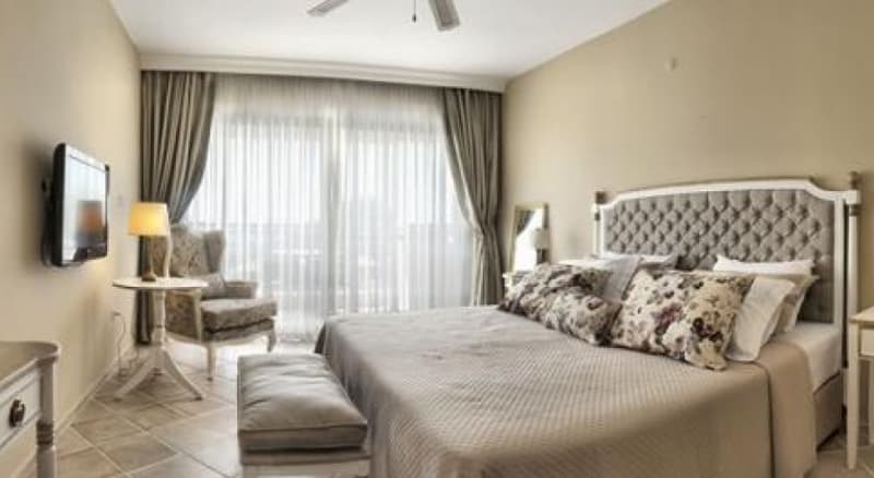 Hotel Carina Kuşadası