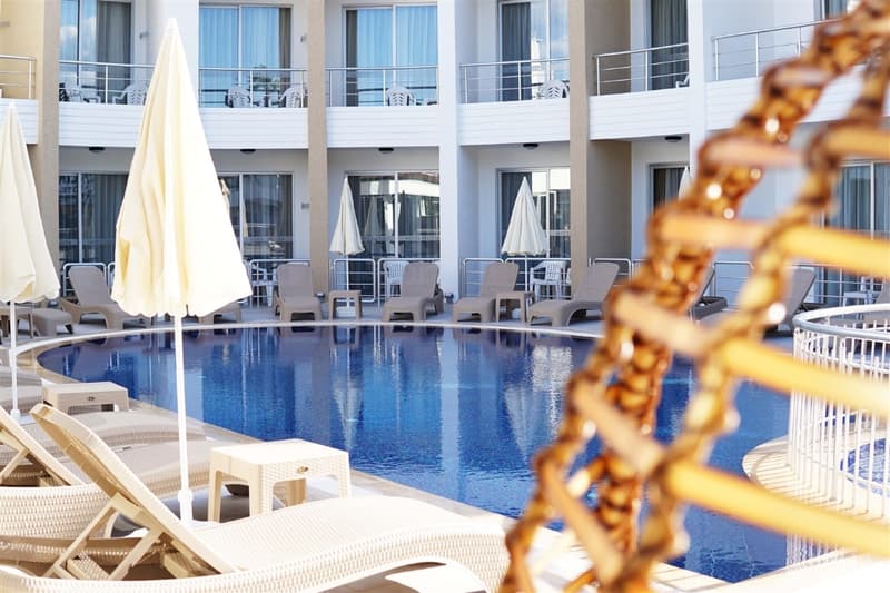 Hotel Felizya