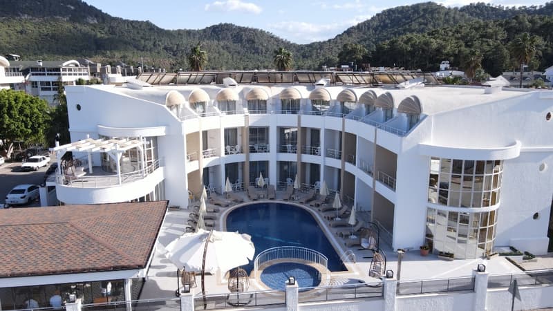 Hotel Felizya
