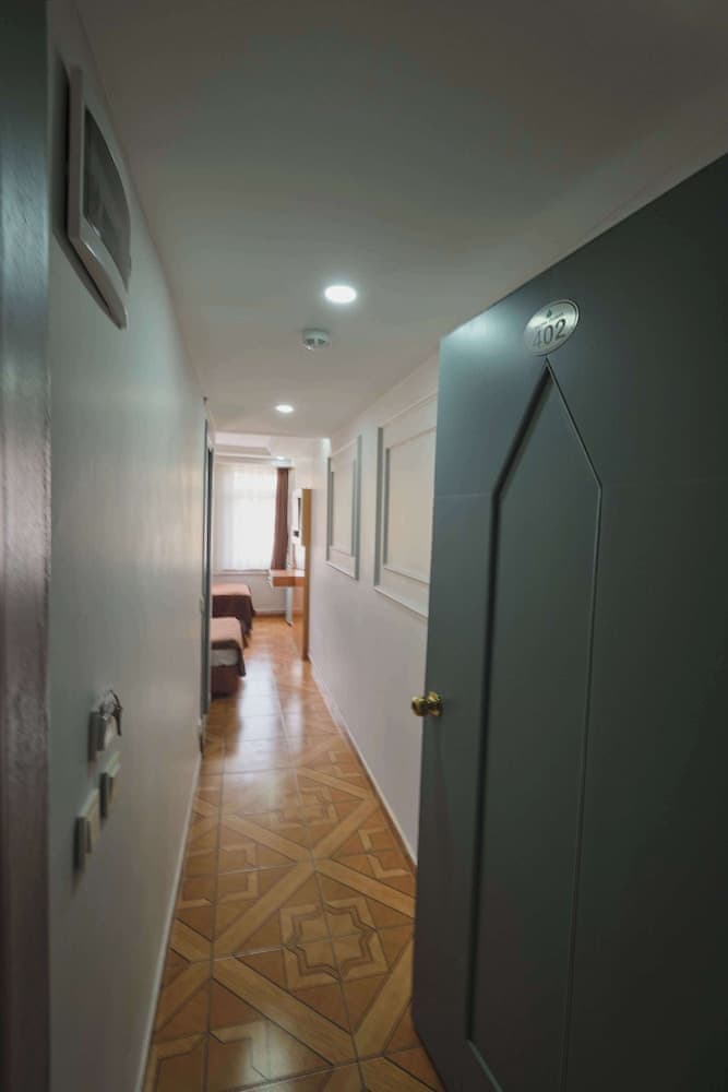 Hotel Özbek