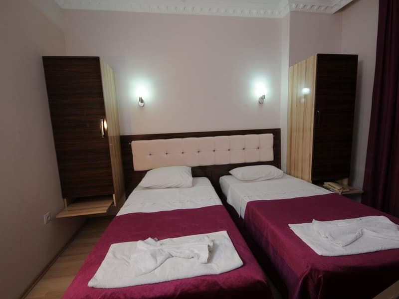 Hotel Rosy Suites