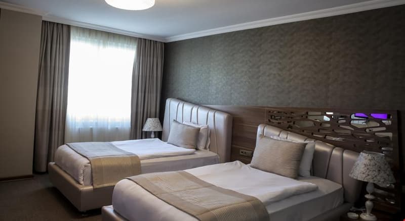Hotel Royal Milano Van