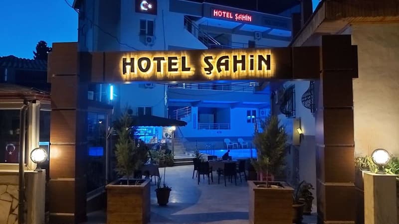 Hotel Şahin