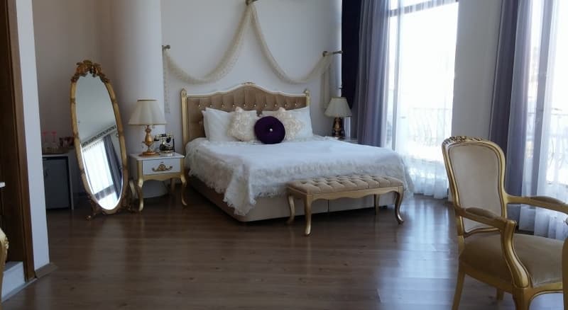 Huri & Nuri Hotel Foça