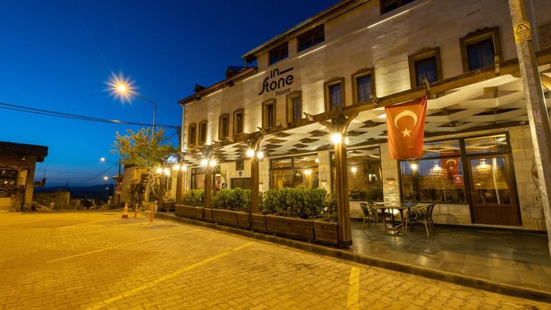 İn Stone House