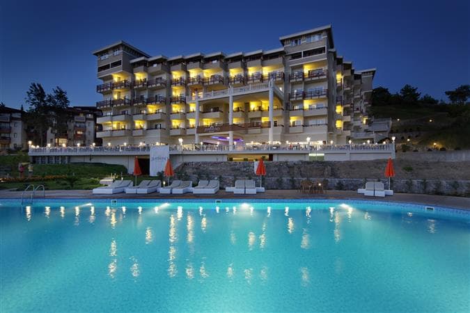 Justiniano Deluxe Resort Hotel