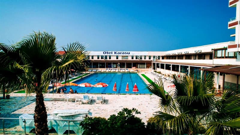 Karasu Hotel