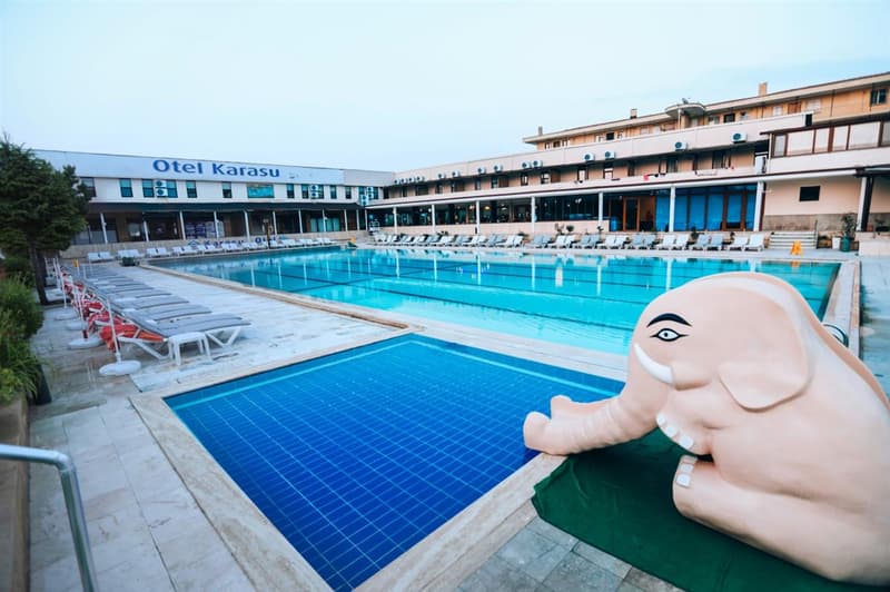 Karasu Hotel