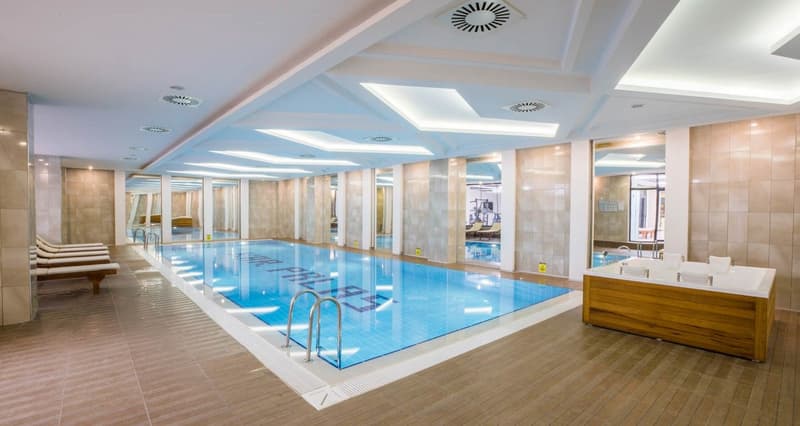 Karpalas City Hotel & Spa