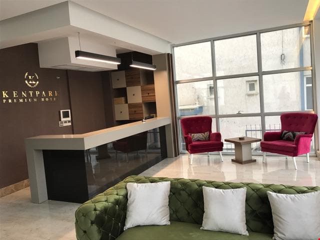 Kentpark Premium Hotel