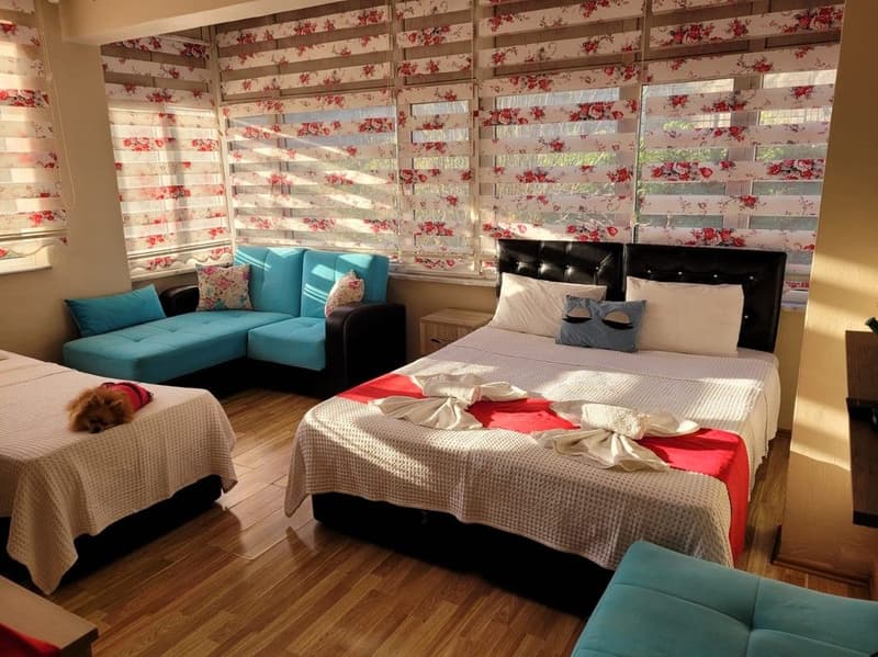 Kristal Otel
