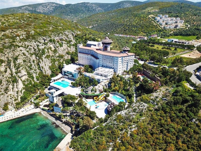Ladonia Hotels Adakule