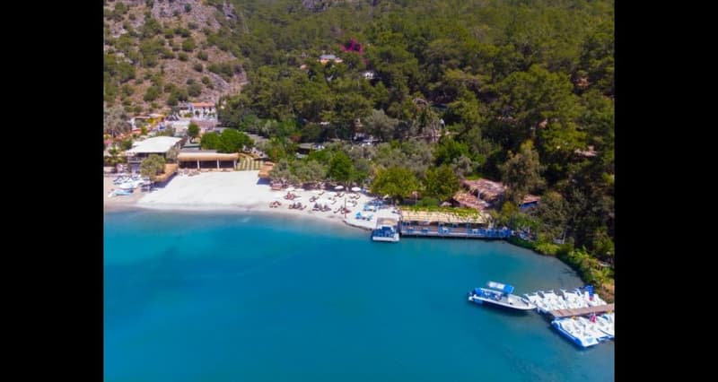 Lagoon Boutique Hotel