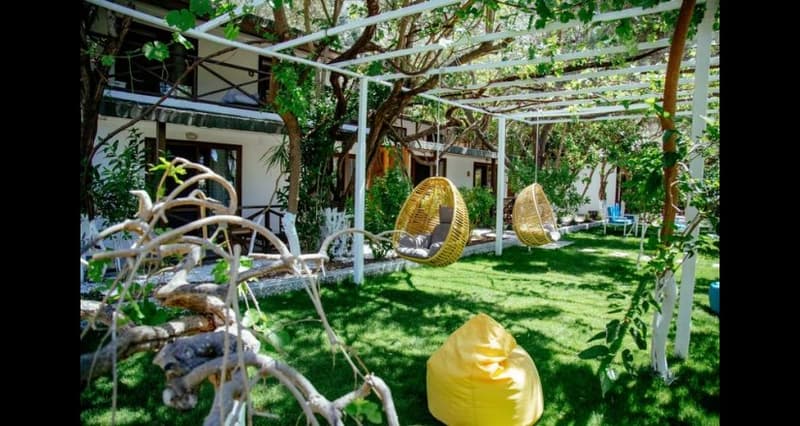 Lagoon Boutique Hotel