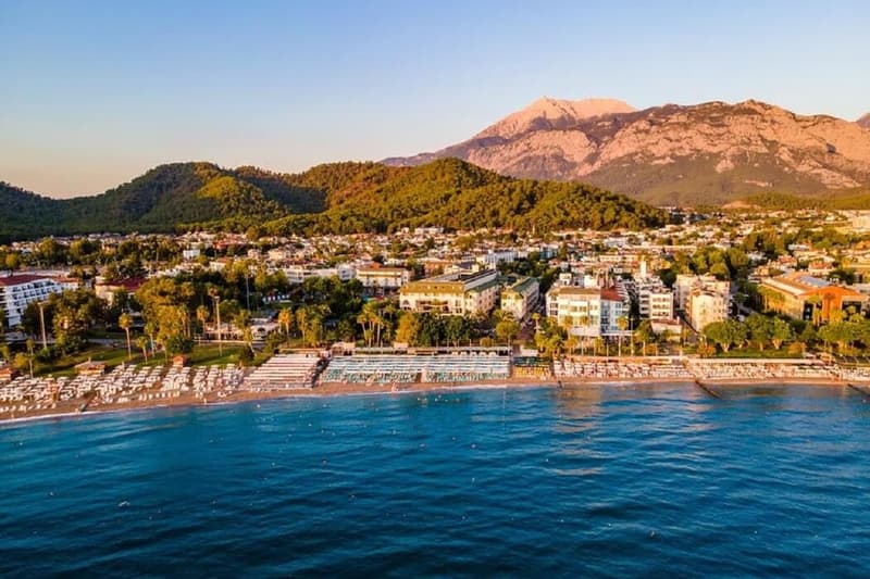 Lancora Beach Hotel